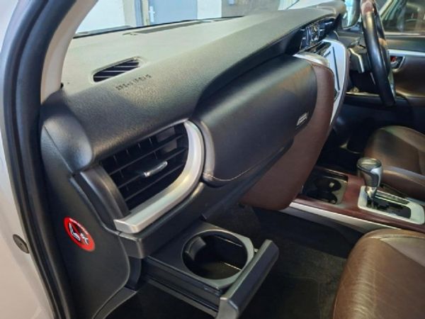 2017-Toyota-Fortuner-28-GD-6-Raised-Body-Auto image:26