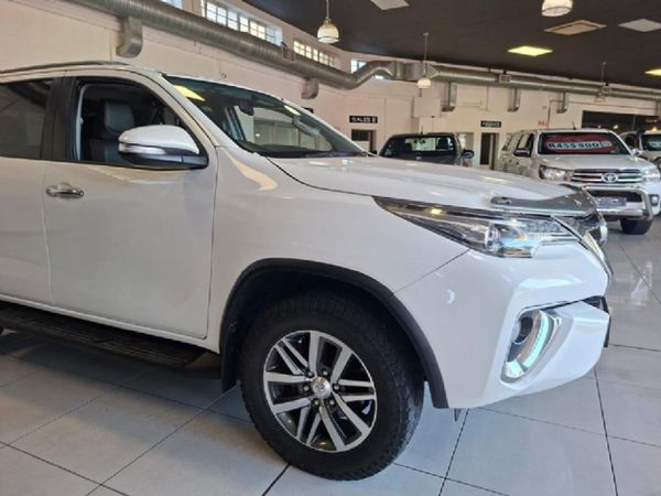2017-Toyota-Fortuner-28-GD-6-Raised-Body-Auto image:6