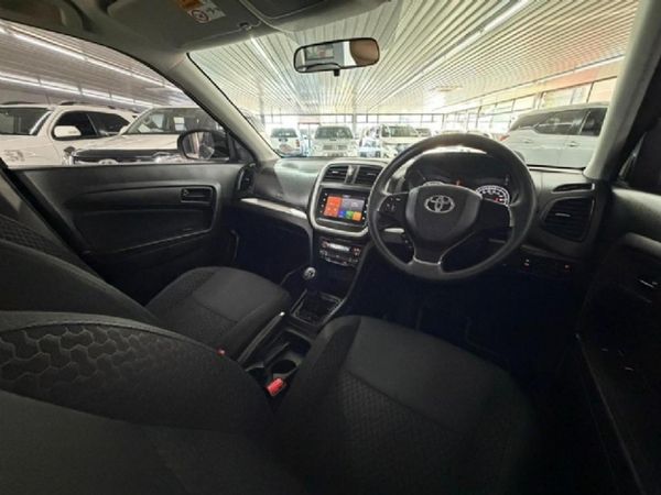 2023-Toyota-Urban-Cruiser-15-Xs image:9