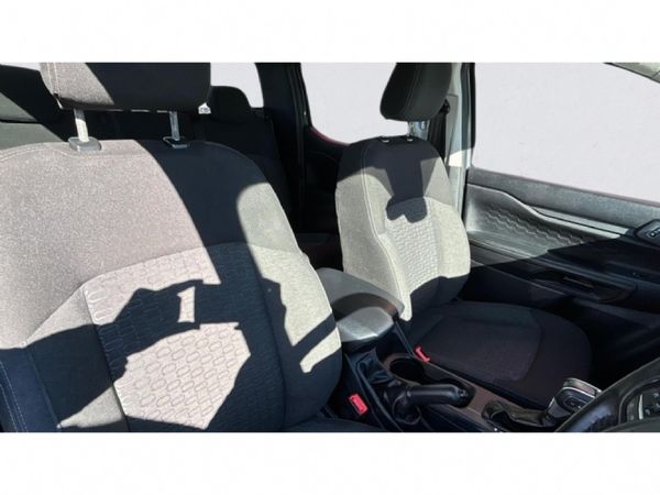 2025-Ford-Ranger-20D-XLT-HR-Double-Cab-Auto image:10