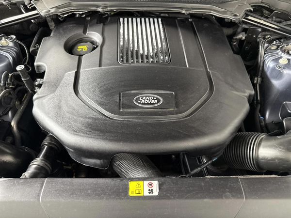 2019-Land-Rover-Range-Rover-Sport-30-D-SE-190kW image:14
