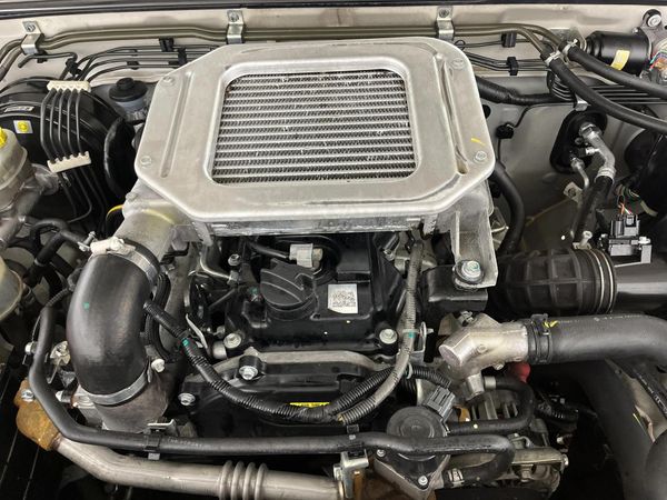 2019-Nissan-NP300-25-TDi-Hi-Rider-Double-Cab image:11