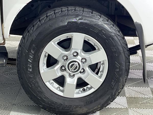 2019-Nissan-NP300-25-TDi-Hi-Rider-Double-Cab image:6