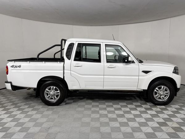 2024-Mahindra-Pik-Up-22-mHawk-S11-4x4-Auto-Double-Cab image:14