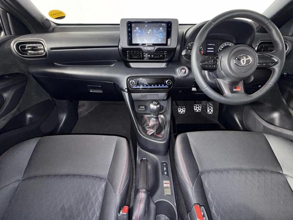 2022-Toyota-GR-Yaris-16T image:1