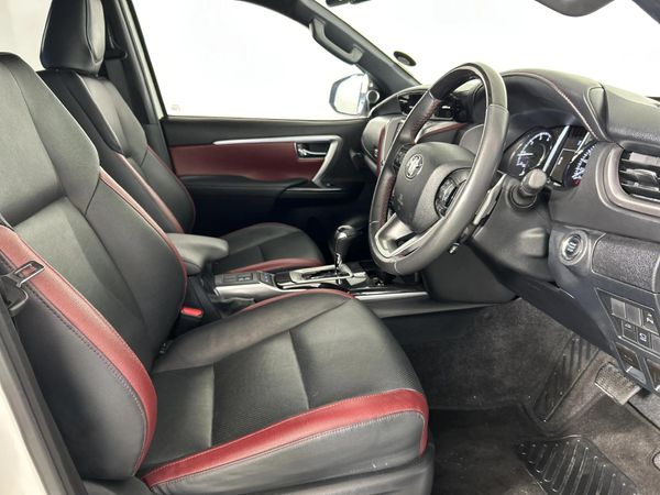 2024-Toyota-Fortuner-28-GD-6-VX-Auto image:9