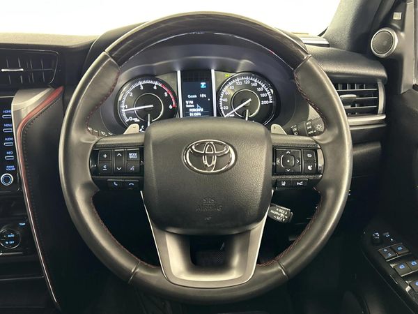 2024-Toyota-Fortuner-28-GD-6-VX-Auto image:12