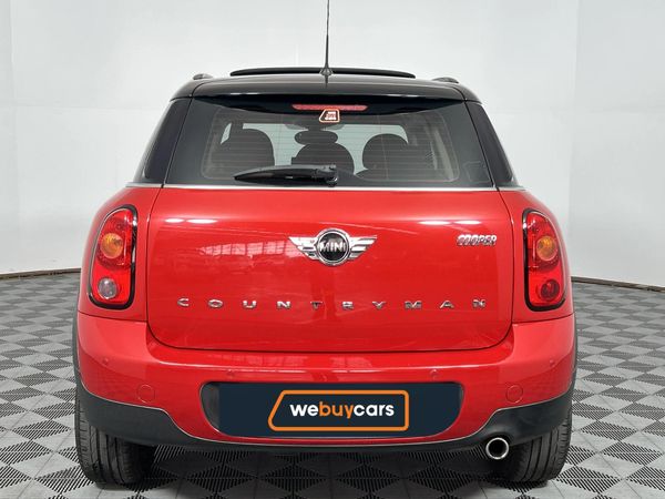 2015-MINI-Countryman-Cooper image:18
