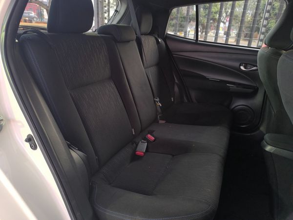 2018-Toyota-Yaris-15-XS-Auto-5-dr image:9