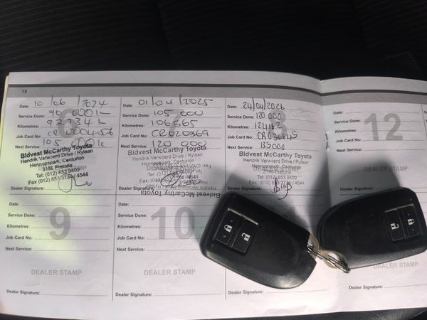 2018-Toyota-Yaris-15-XS-Auto-5-dr image:18