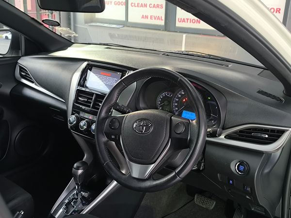 2018-Toyota-Yaris-15-XS-Auto-5-dr image:7