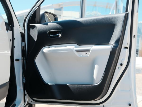 2023-Suzuki-Ignis-12-GLX-Auto image:13