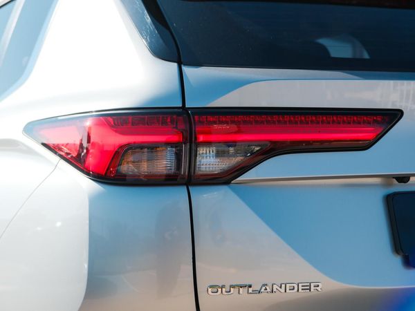 2023-Mitsubishi-Outlander-25-Aspire-Auto image:13