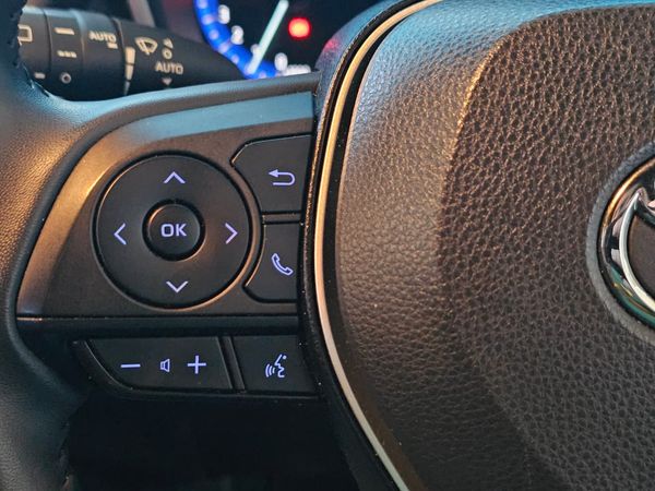 2023-Toyota-Corolla-Cross-18-XR image:11