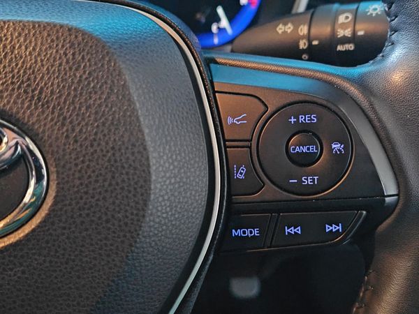 2023-Toyota-Corolla-Cross-18-XR image:12