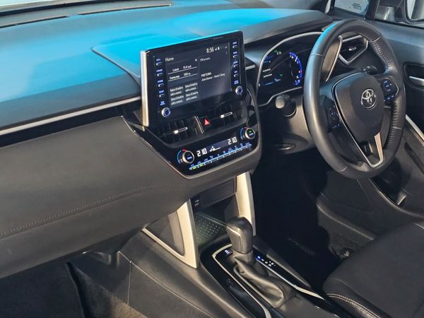 2023-Toyota-Corolla-Cross-18-XR image:15