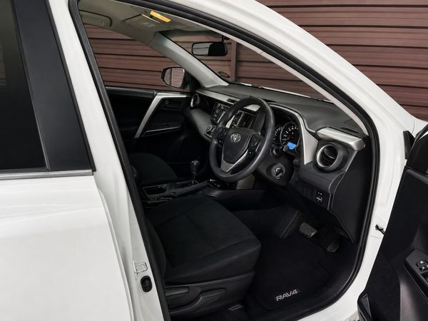 2017-Toyota-RAV4-20-GX-Auto image:10