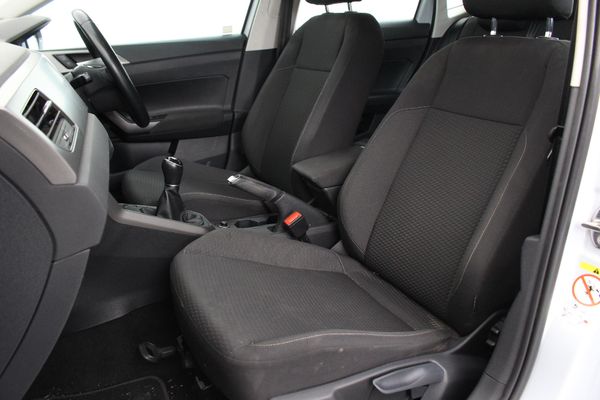 2018-Volkswagen-Polo-10-TSI-Comfortline image:8