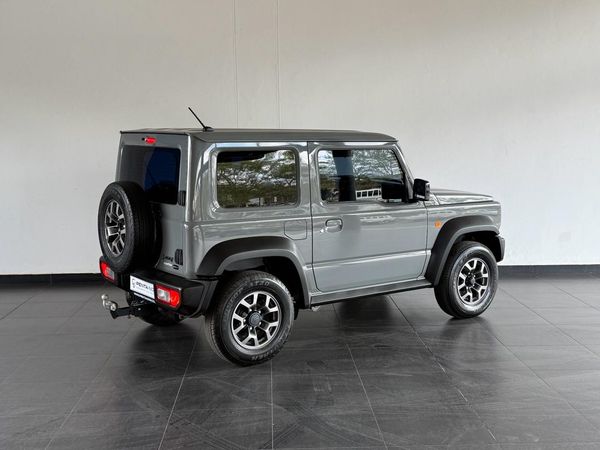 2023-Suzuki-Jimny-15-GLX image:5