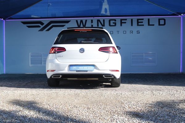 2020-Volkswagen-Golf-VII-14-TSI-Comfortline-Auto image:4
