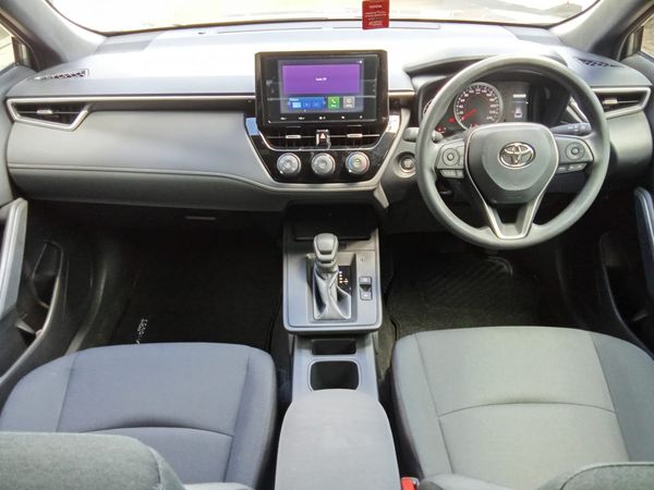2026-Toyota-Corolla-Cross-18-XI image:5