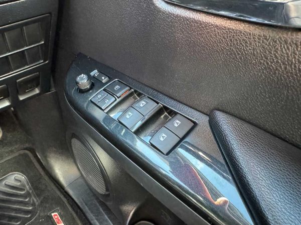 2020-Toyota-Hilux-28-GD-6-Raider-4x4-Auto-Double-Cab image:11