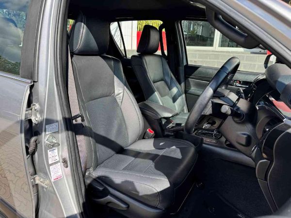 2020-Toyota-Hilux-28-GD-6-Raider-4x4-Auto-Double-Cab image:17