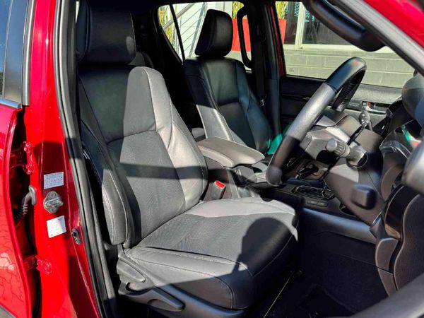 2020-Toyota-Hilux-28-GD-6-Raised-Body-Auto-Raider-Double-Cab image:18