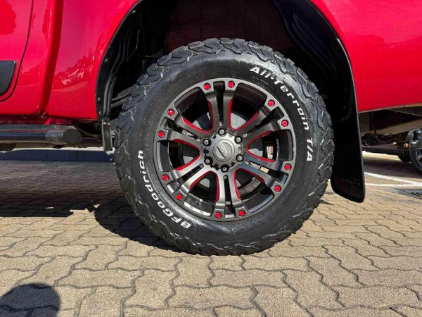 2020-Toyota-Hilux-28-GD-6-Raised-Body-Auto-Raider-Double-Cab image:21