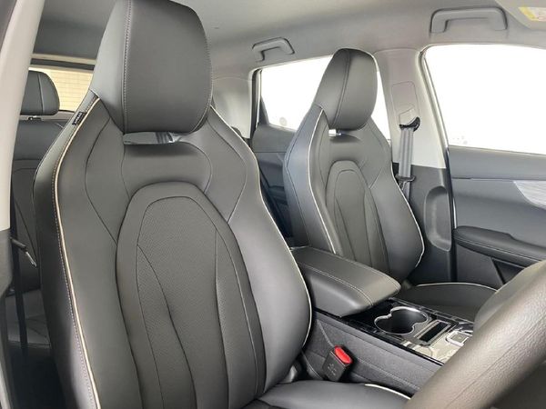 2026-Chery-Tiggo-Cross-15T-Me-DCT-Auto image:5