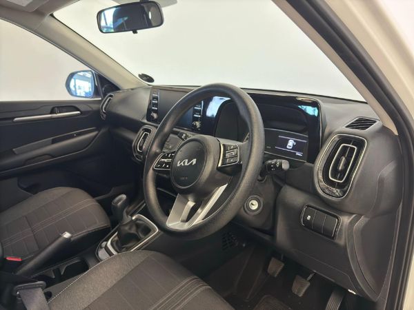 2024-Kia-Sonet-15-LX image:11