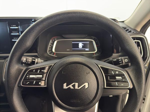2024-Kia-Sonet-15-LX image:14