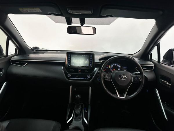 2024-Toyota-Corolla-Cross-18-XS image:8