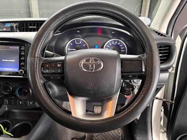 2020-Toyota-Hilux-24-GD-6-Raised-Body-SRX-Auto-Extended-Cab image:10