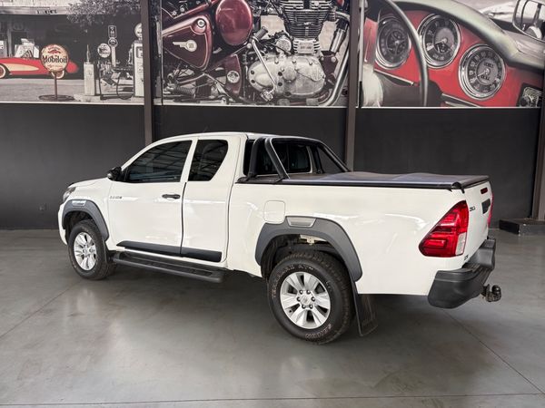 2020-Toyota-Hilux-24-GD-6-Raised-Body-SRX-Auto-Extended-Cab image:12