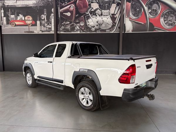 2020-Toyota-Hilux-24-GD-6-Raised-Body-SRX-Auto-Extended-Cab image:13
