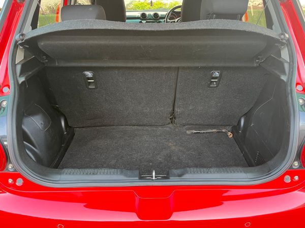2023-Suzuki-Swift-12-GL image:11