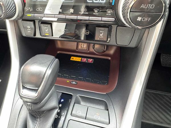 2024-Toyota-RAV4-25-VX-Hybrid-CVT-E-Four image:13