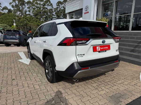 2024-Toyota-RAV4-25-VX-Hybrid-CVT-E-Four image:25