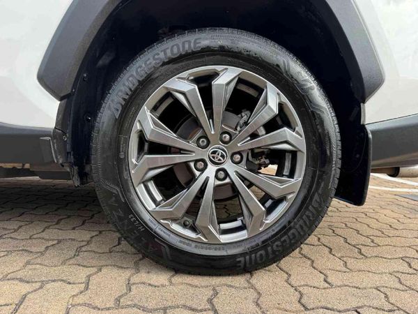 2024-Toyota-RAV4-25-VX-Hybrid-CVT-E-Four image:26