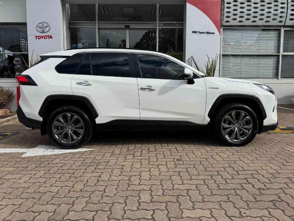2024-Toyota-RAV4-25-VX-Hybrid-CVT-E-Four image:3