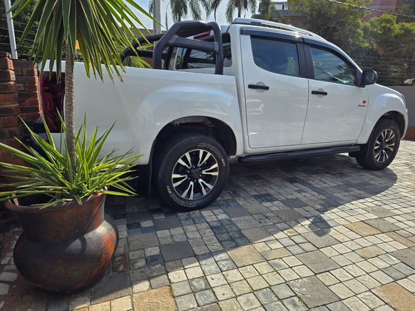 2020-Isuzu-D-Max-250-HO-X-Rider-Double-Cab image:10