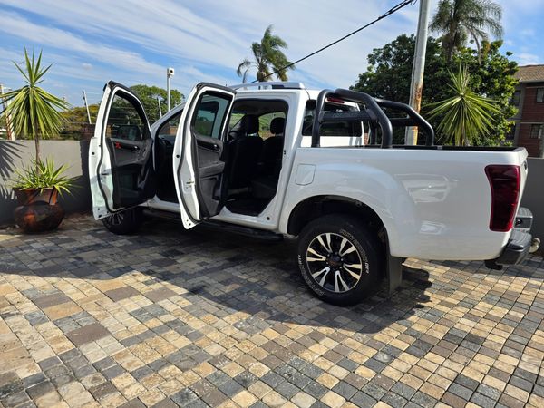2020-Isuzu-D-Max-250-HO-X-Rider-Double-Cab image:17