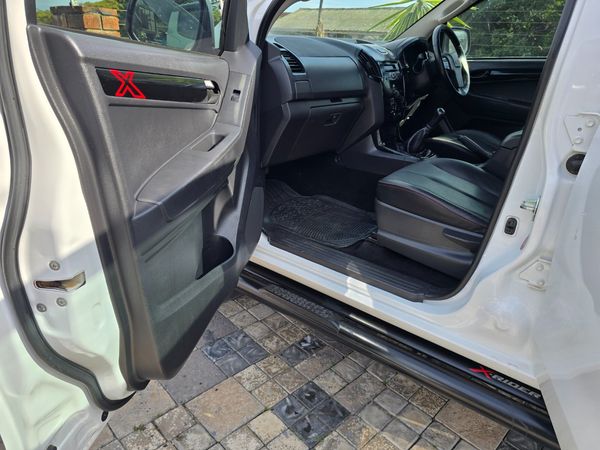 2020-Isuzu-D-Max-250-HO-X-Rider-Double-Cab image:21