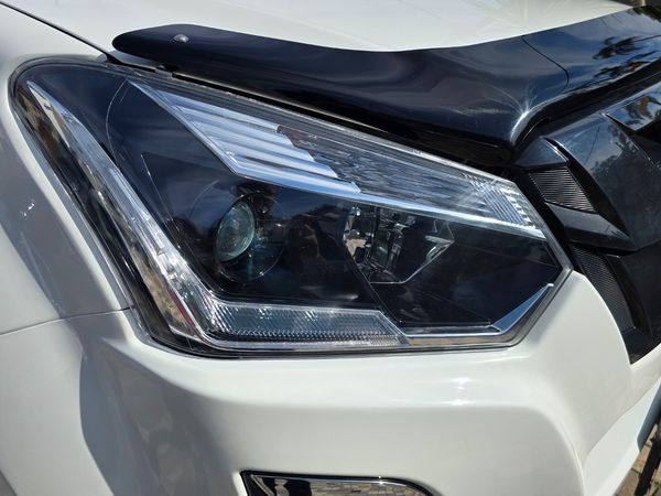 2020-Isuzu-D-Max-250-HO-X-Rider-Double-Cab image:5