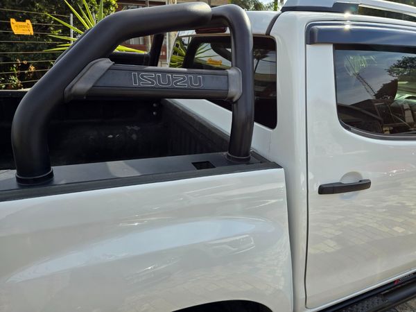 2020-Isuzu-D-Max-250-HO-X-Rider-Double-Cab image:7