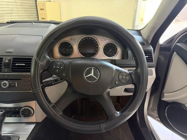 2008-Mercedes-Benz-C-Class-C-200K-Classic image:10