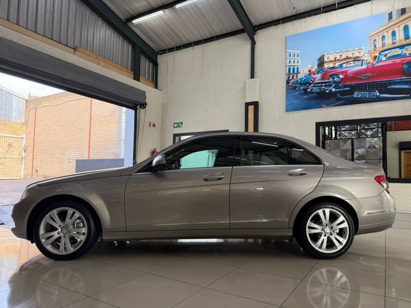 2008-Mercedes-Benz-C-Class-C-200K-Classic image:2