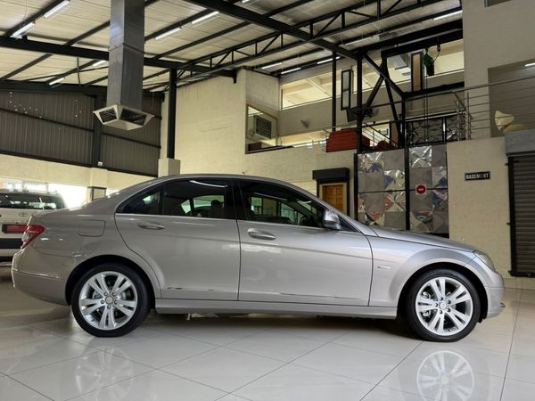 2008-Mercedes-Benz-C-Class-C-200K-Classic image:3