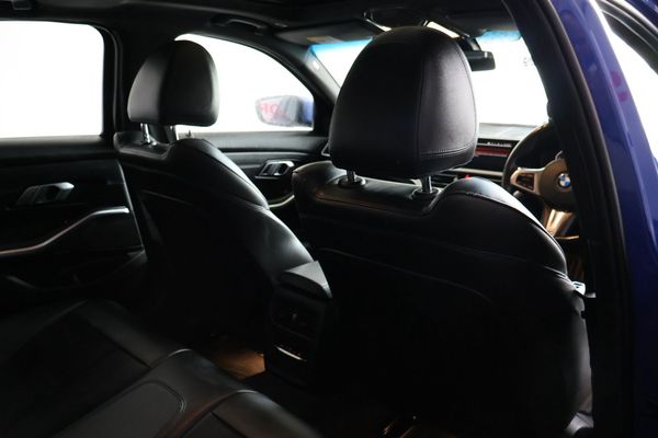 2021-BMW-3-Series-318i-M-Sport image:11